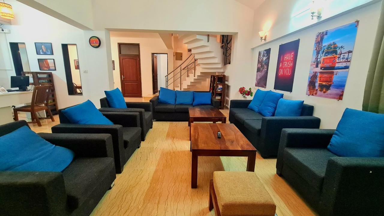 Lifespace- Spacious Hostel In A Luxurious Villa Пюн Екстериор снимка