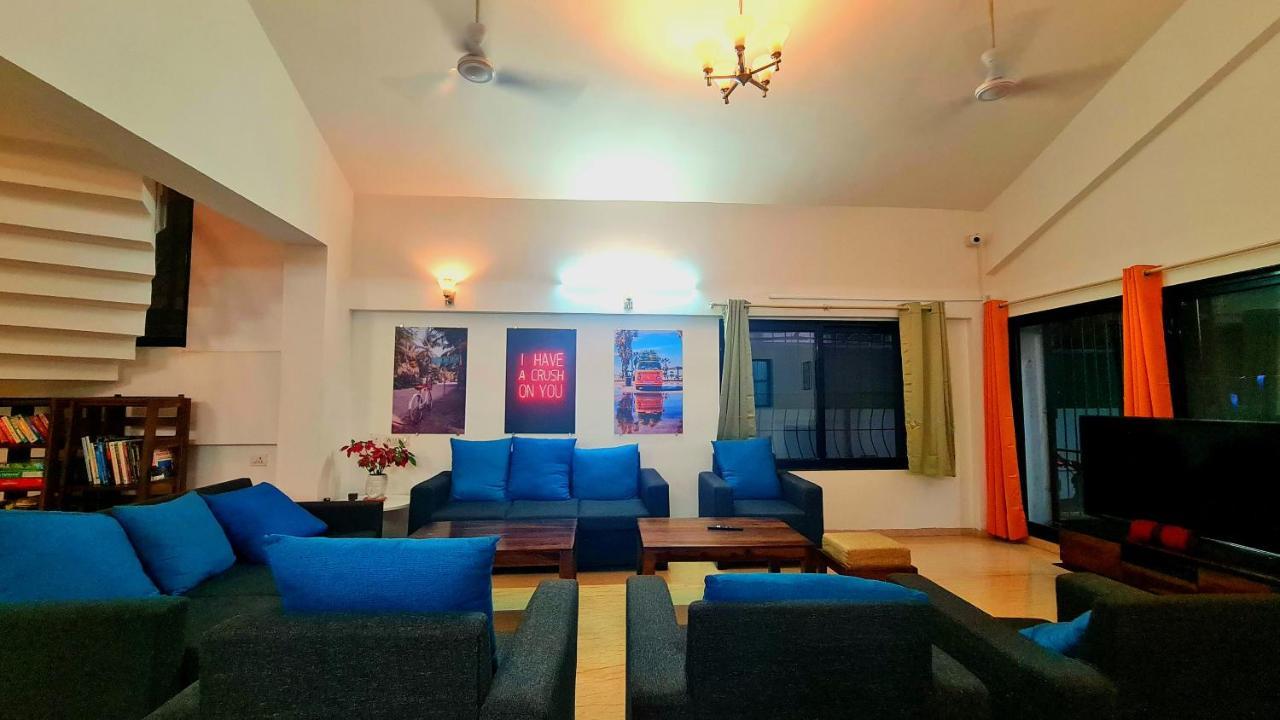 Lifespace- Spacious Hostel In A Luxurious Villa Пюн Екстериор снимка