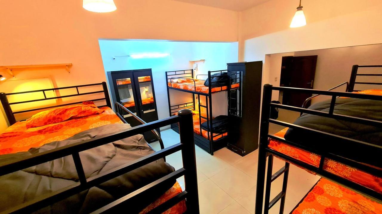 Lifespace- Spacious Hostel In A Luxurious Villa Пюн Екстериор снимка