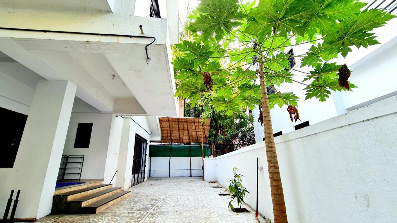 Lifespace- Spacious Hostel In A Luxurious Villa Пюн Екстериор снимка